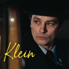 «Ο Κύριος Κλάιν» («Mr. Klein», 1976): Η κοινωνία της αδιαφορίας και το ρεσιτάλ του Αλέν Ντελόν
